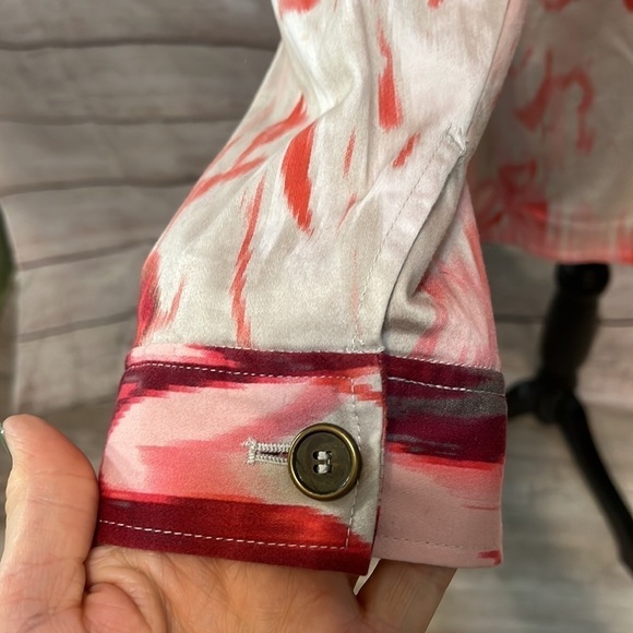 Chico’s Lightweight Jacket Swirls of Pink Pockets Size 3 XL Buttons Collar Cuffs - Picture 6 of 10